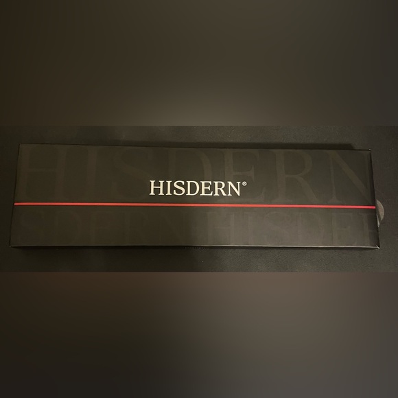 Hisdern Elegant Red Paisley Tie and Pocket Square Set - Picture 5 of 8